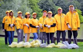Volontari di Scientology al parco Ducos malgrado la pioggia