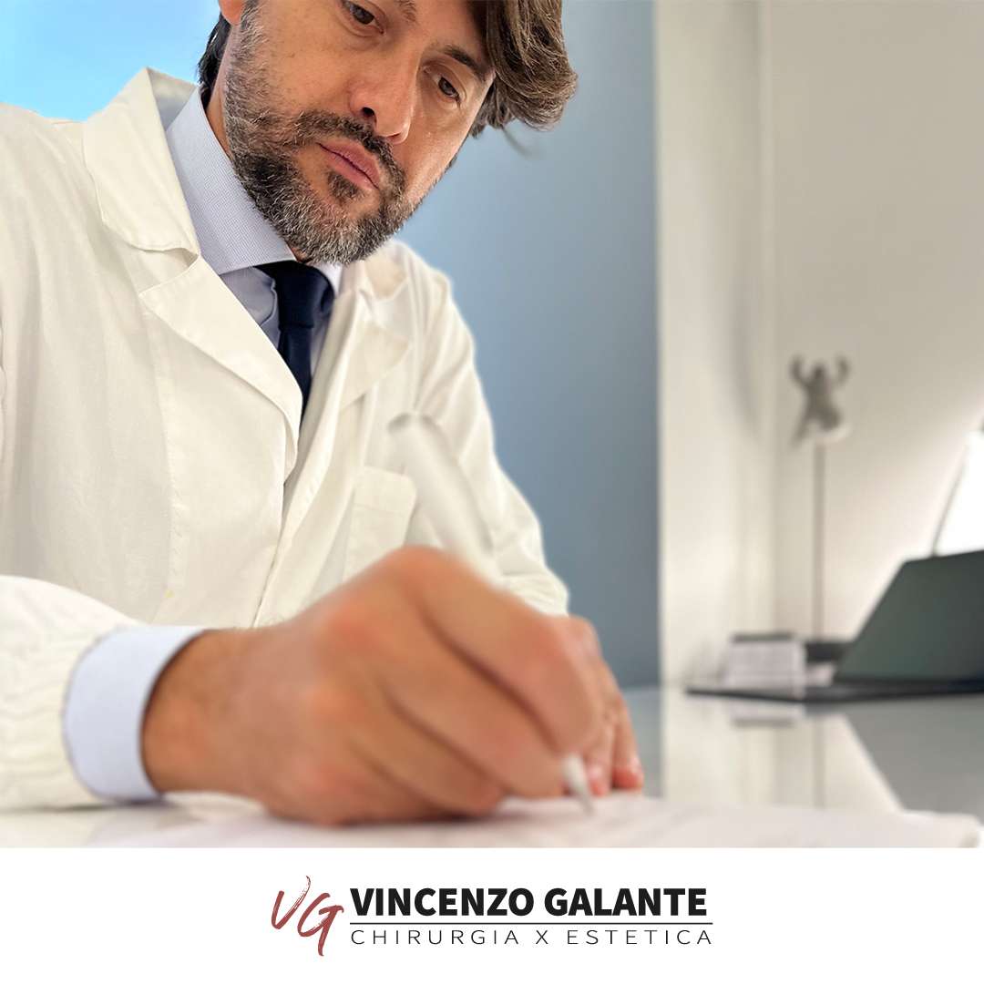 Riduzione Seno Maschile a Roma Dott. Vincenzo Galante La Soluzione per la Ginecomastia La Riduzione Seno Maschile a Roma Dott. Vincenzo Galante